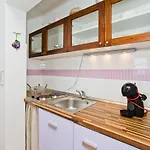 Rino Apartment Hvar Town