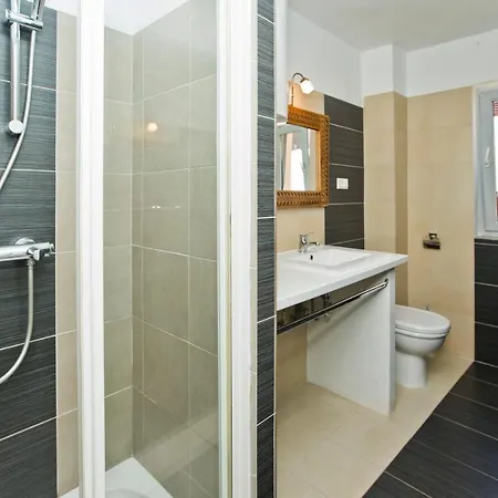 Rino Apartamento