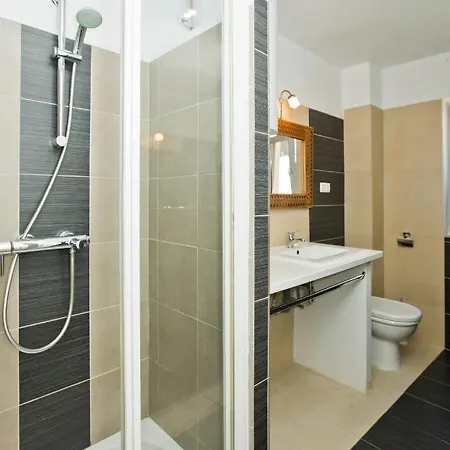 Appartement Rino Hvar Town