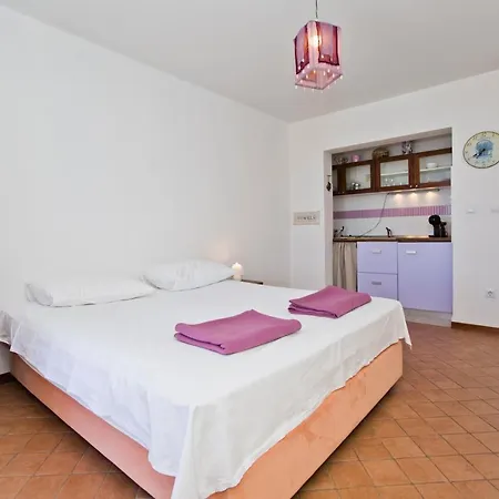 Rino Apartamento Hvar Town